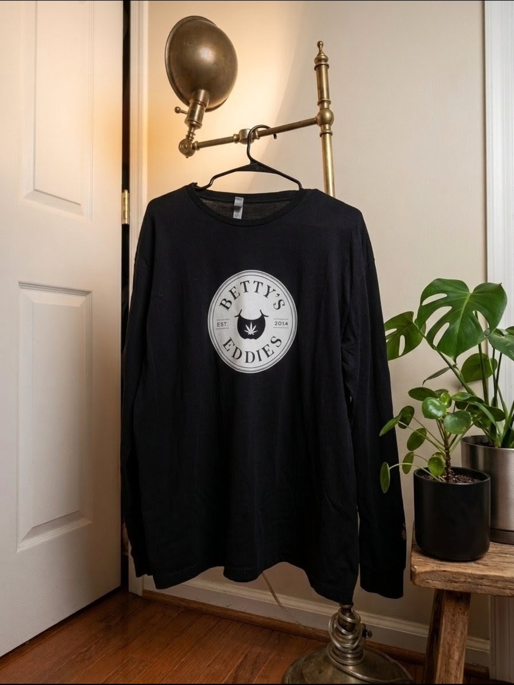 Betty's Eddies Limited Edition 10th Anniversary Long Sleeve XXL Soft 420 Apparel